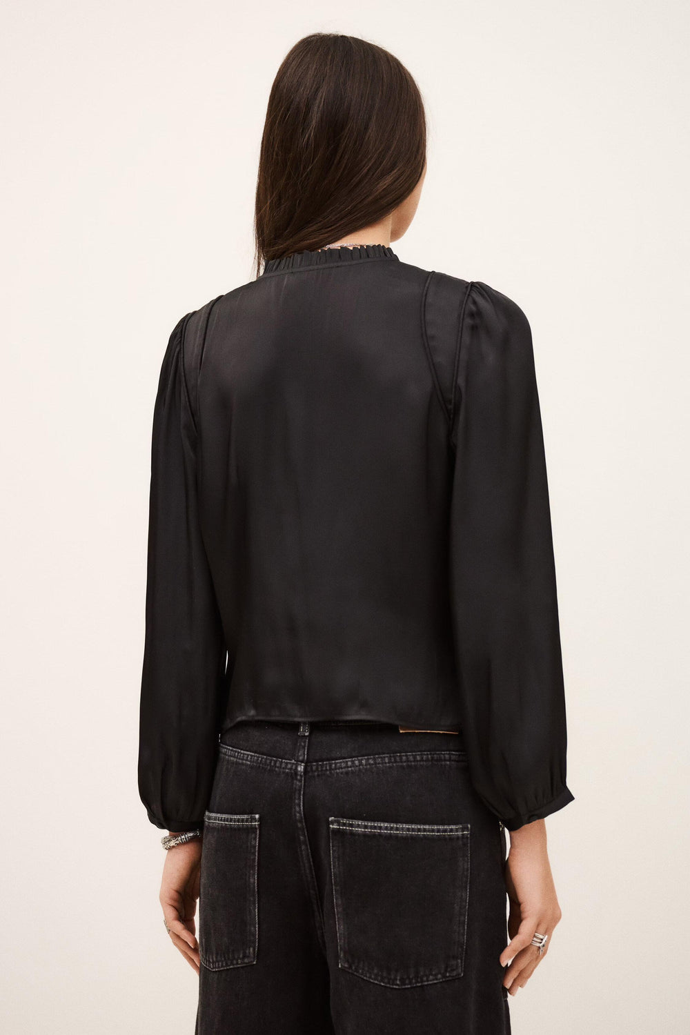 Fitted Satin-Finish Top Cimila Black