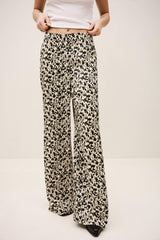 Loose-Fit Patterned Pants Plyde Off-White
