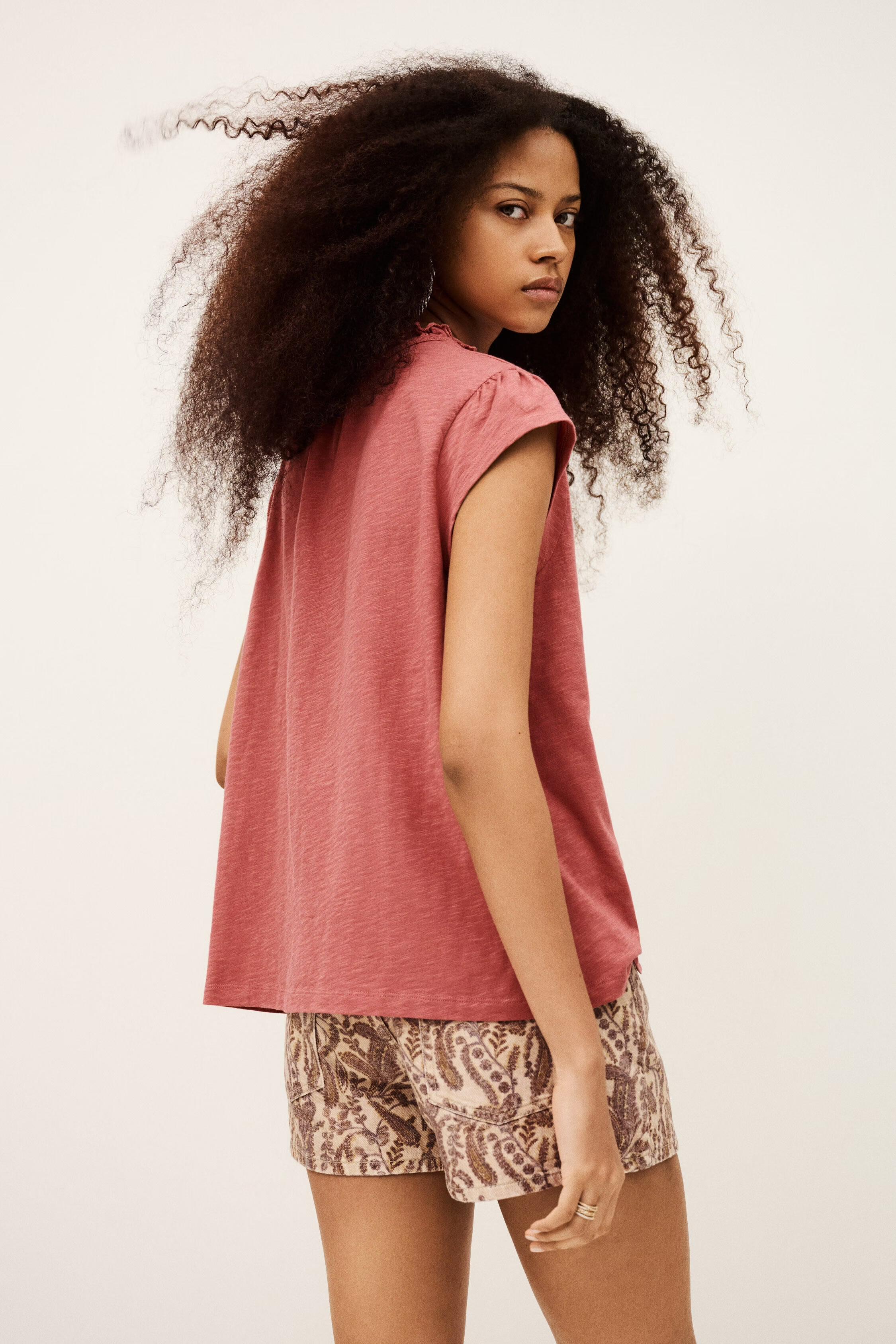 Top With Ruffled Sleeves Very Pink
