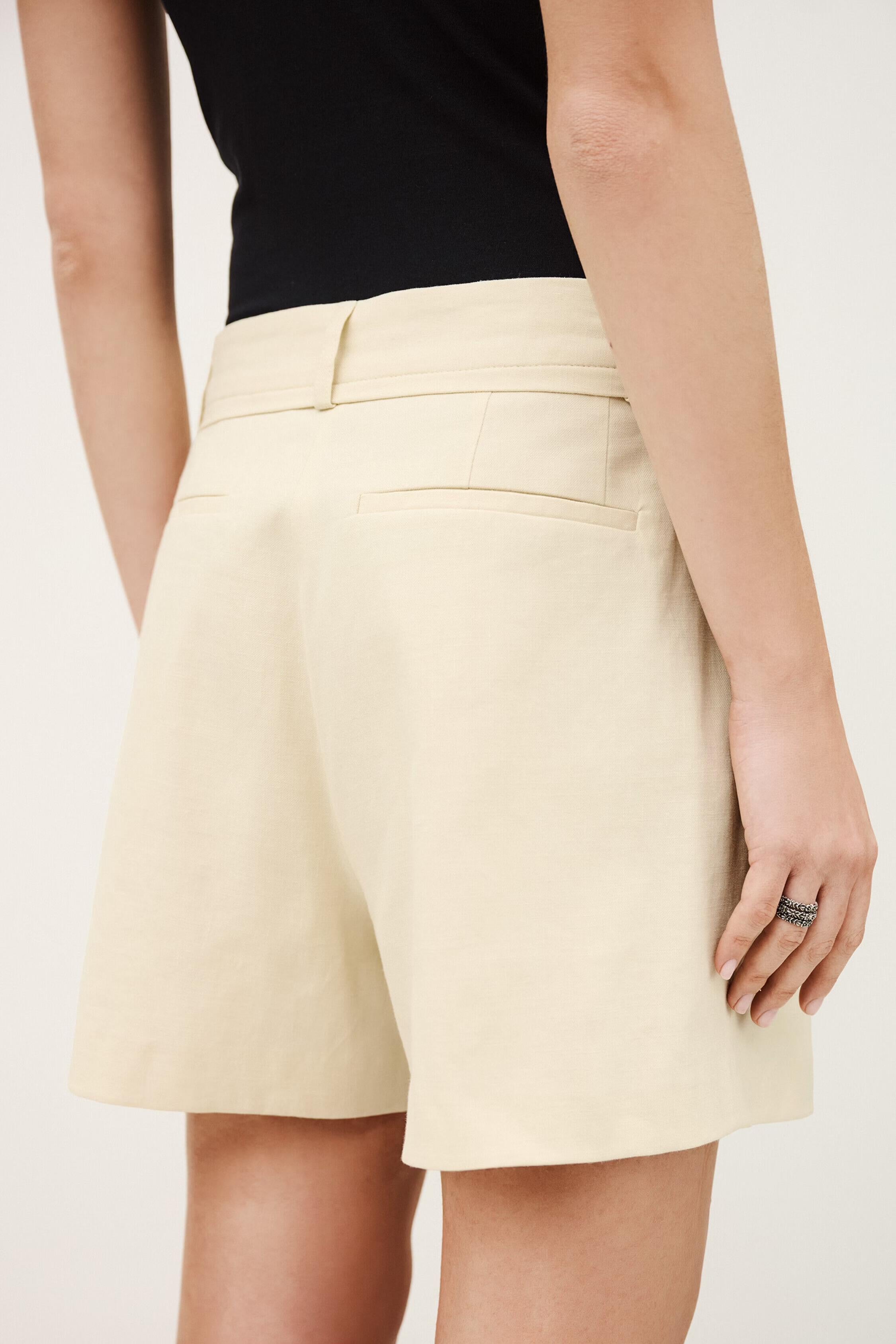 Tailored Shorts Cilo Yellow