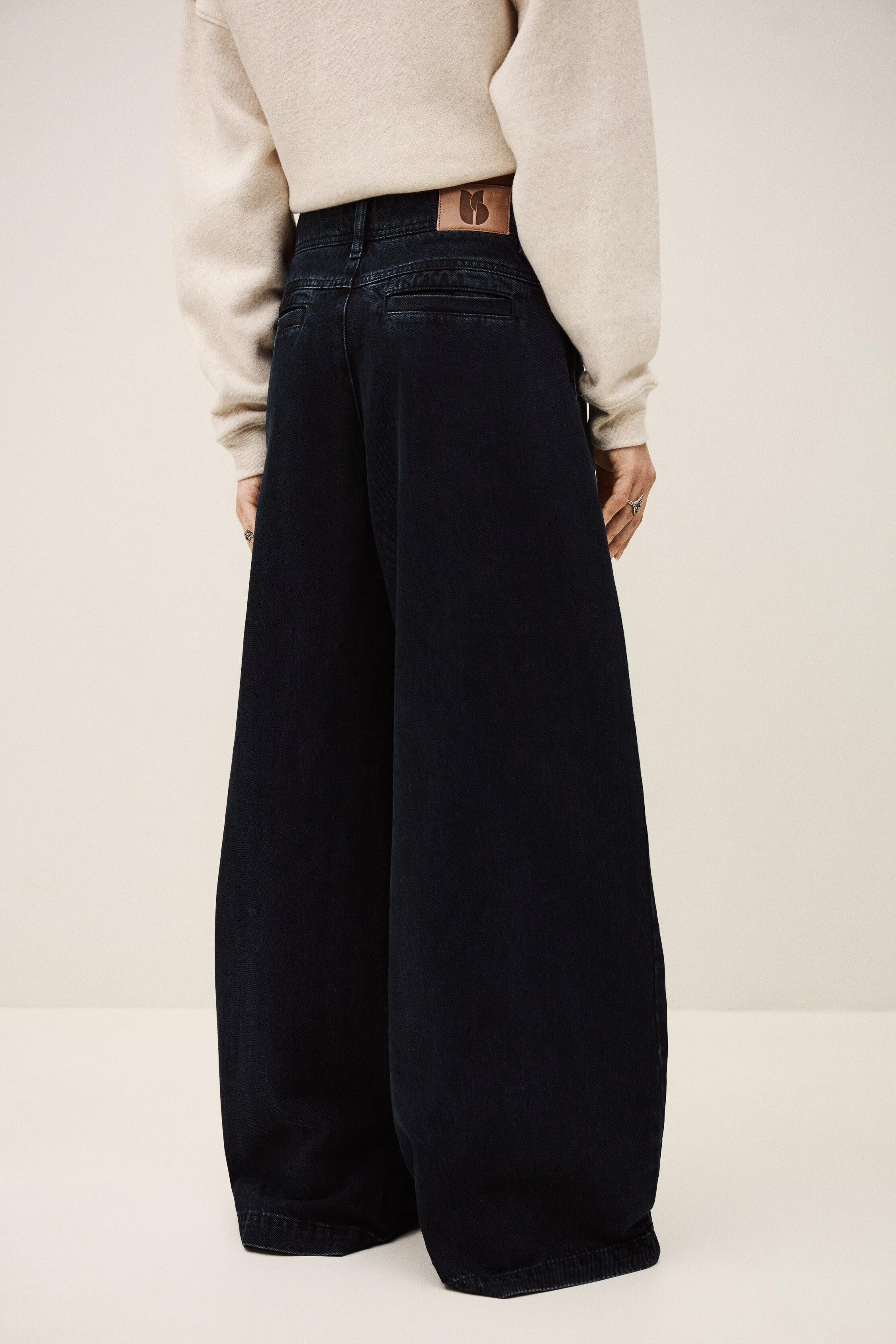 Jean Toby Blue