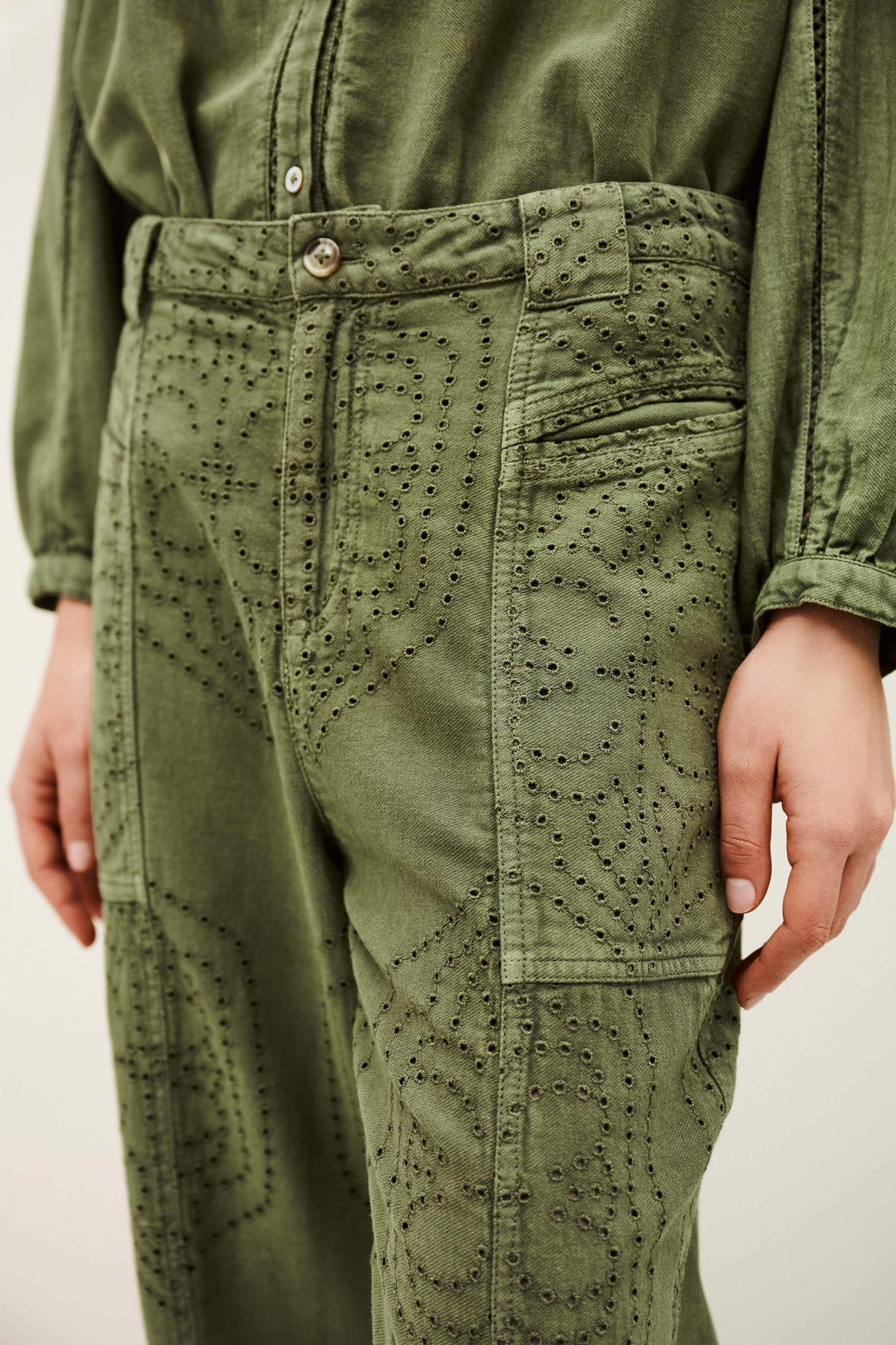 Carrot Leg Pants Giany Green