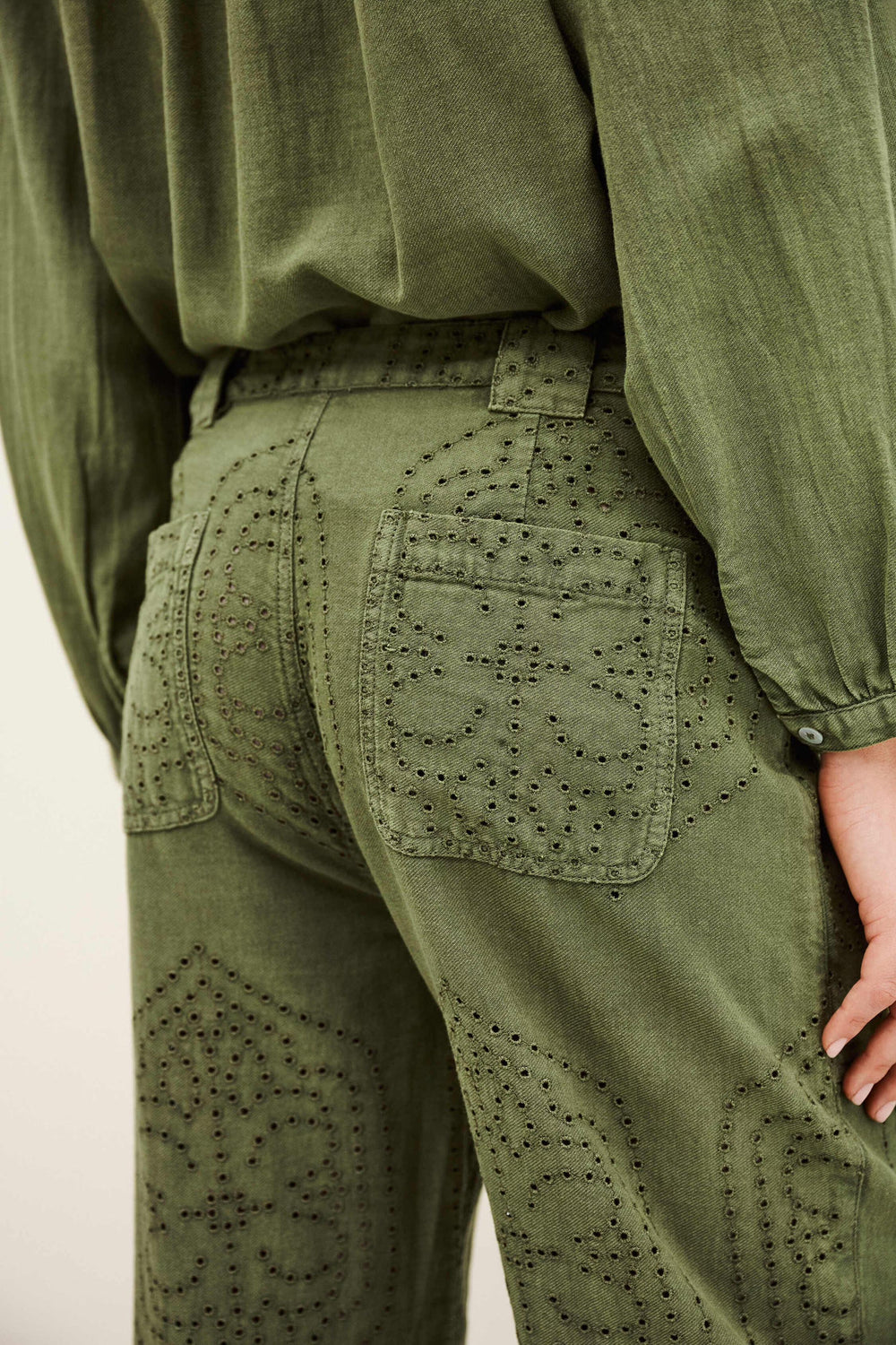 Carrot Leg Pants Giany Green
