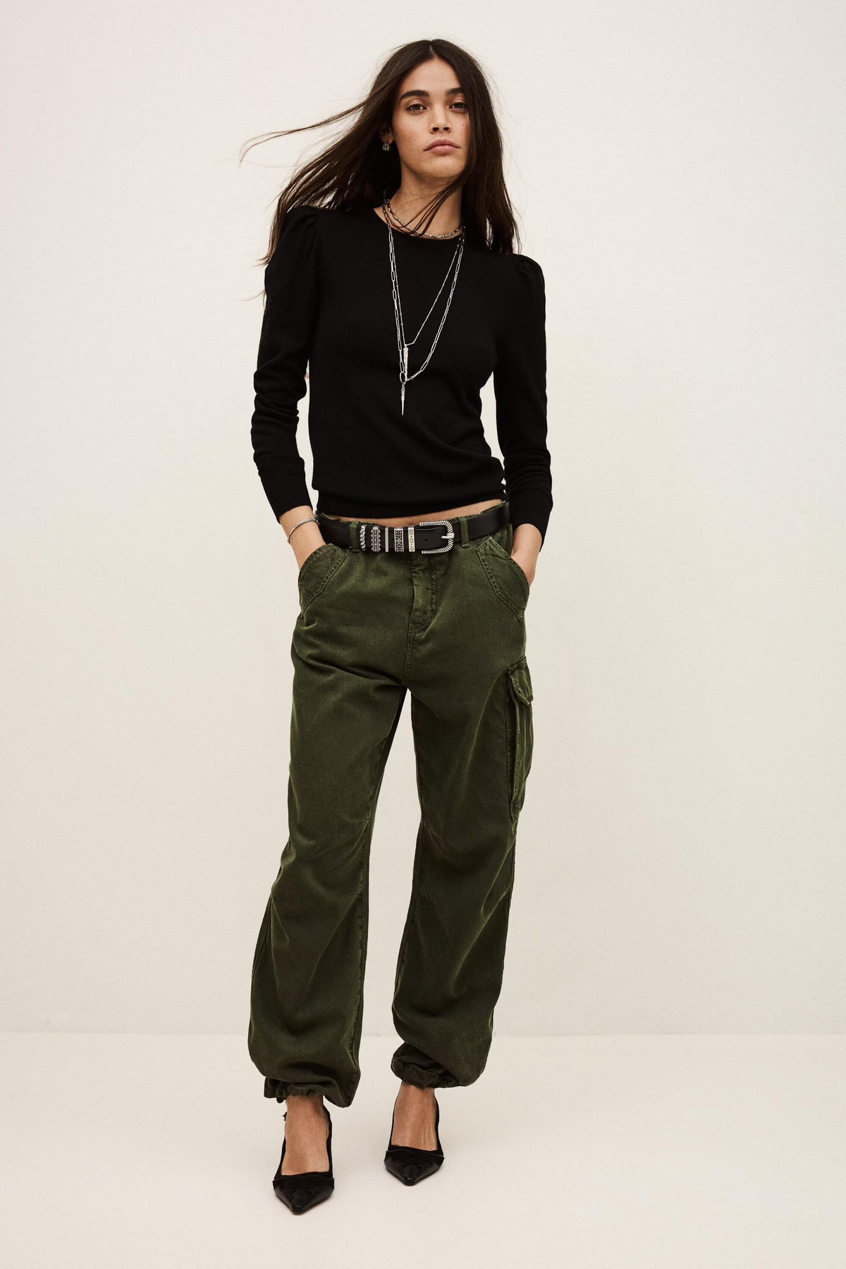 Sweater With Long Balloon Sleeves Britanie Black