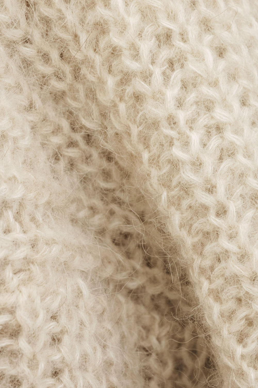 Loose-Fitting Sweater Beltane White