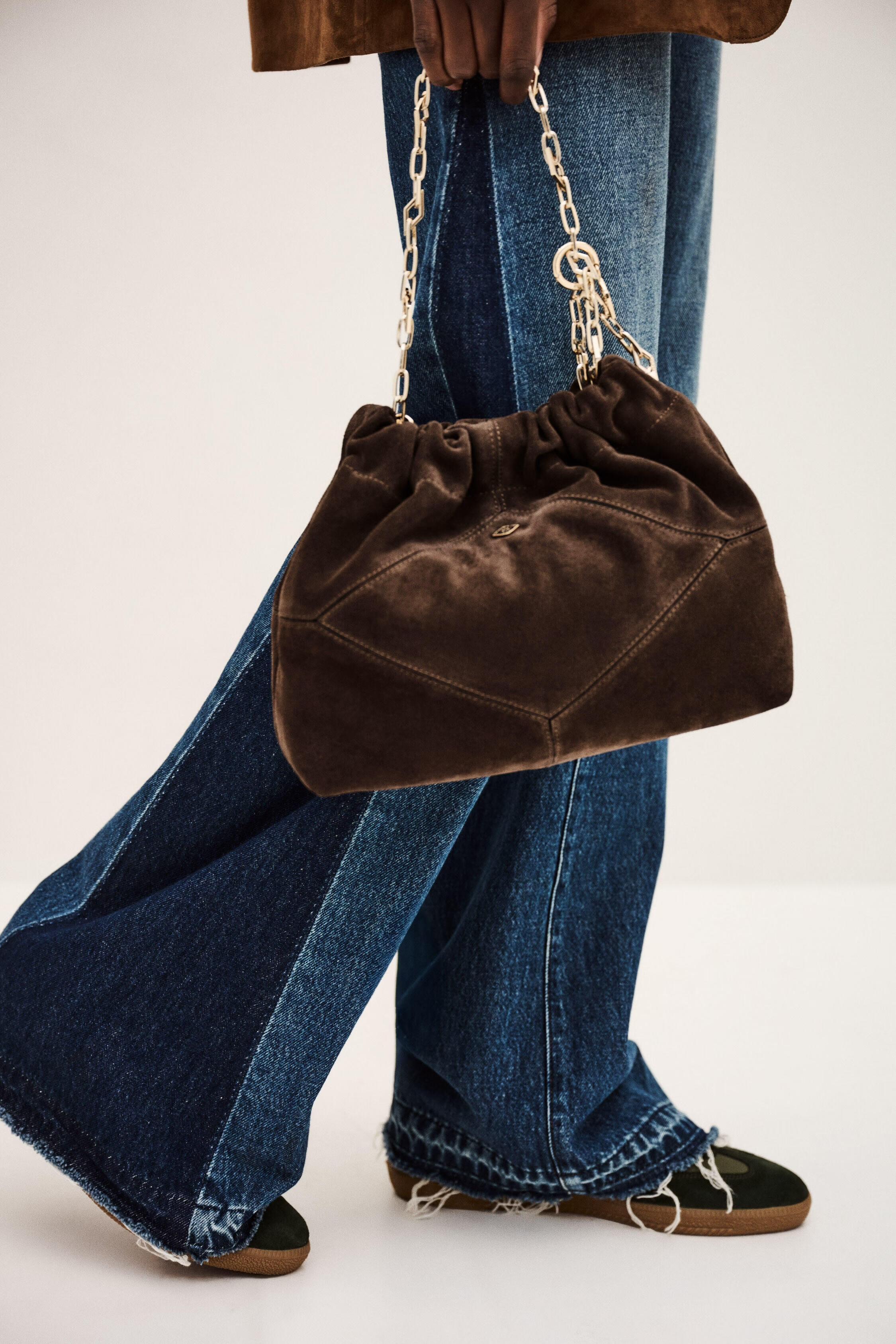Clutch June Brown