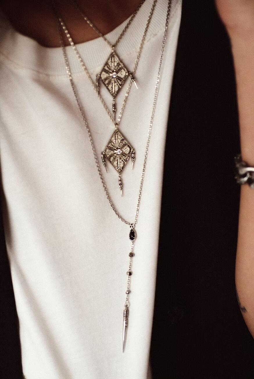 Necklace With Pendant Ojas Gray