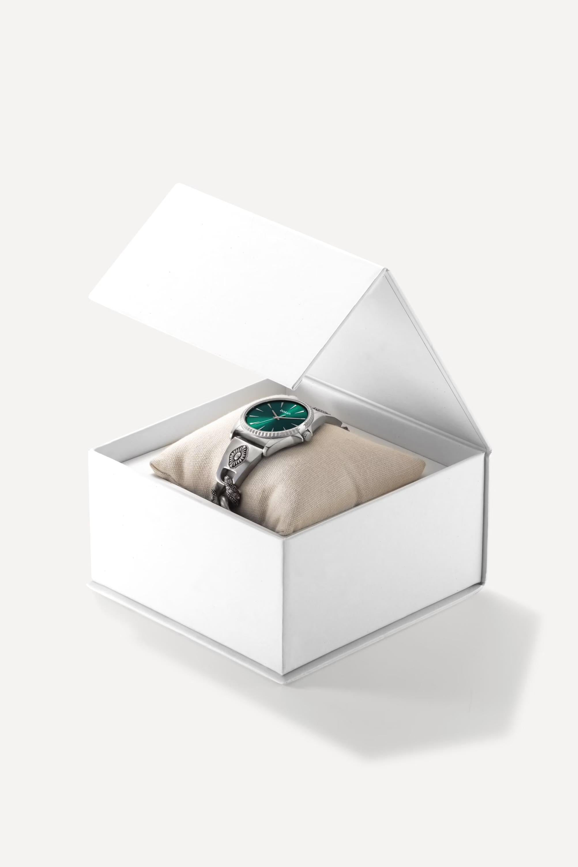 Elegant Watch Reset Green