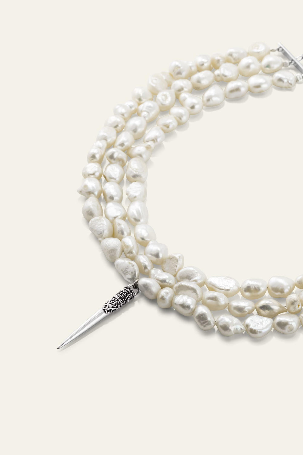 Pearlnecklace Blanca Gray