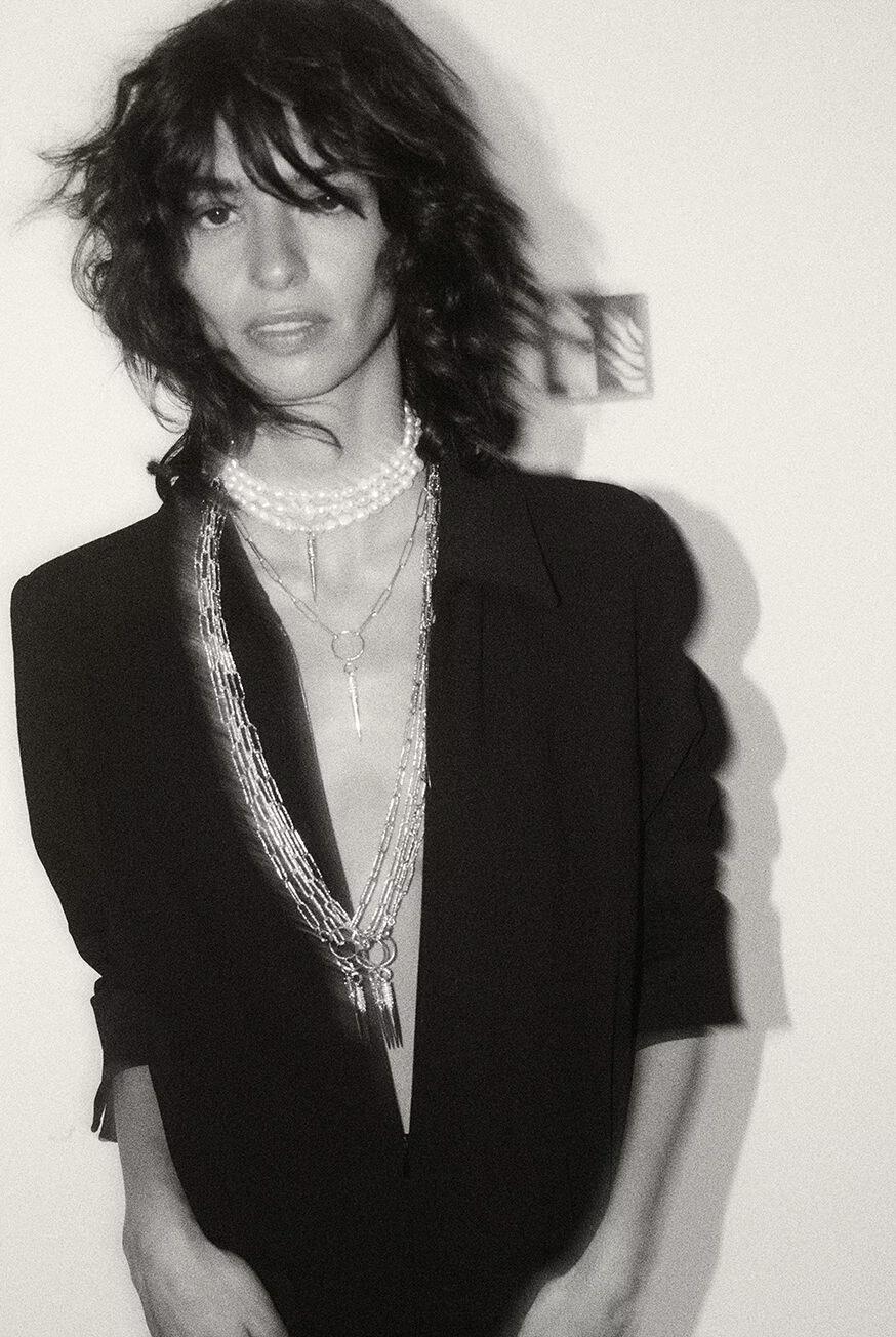 Pearlnecklace Blanca Gray